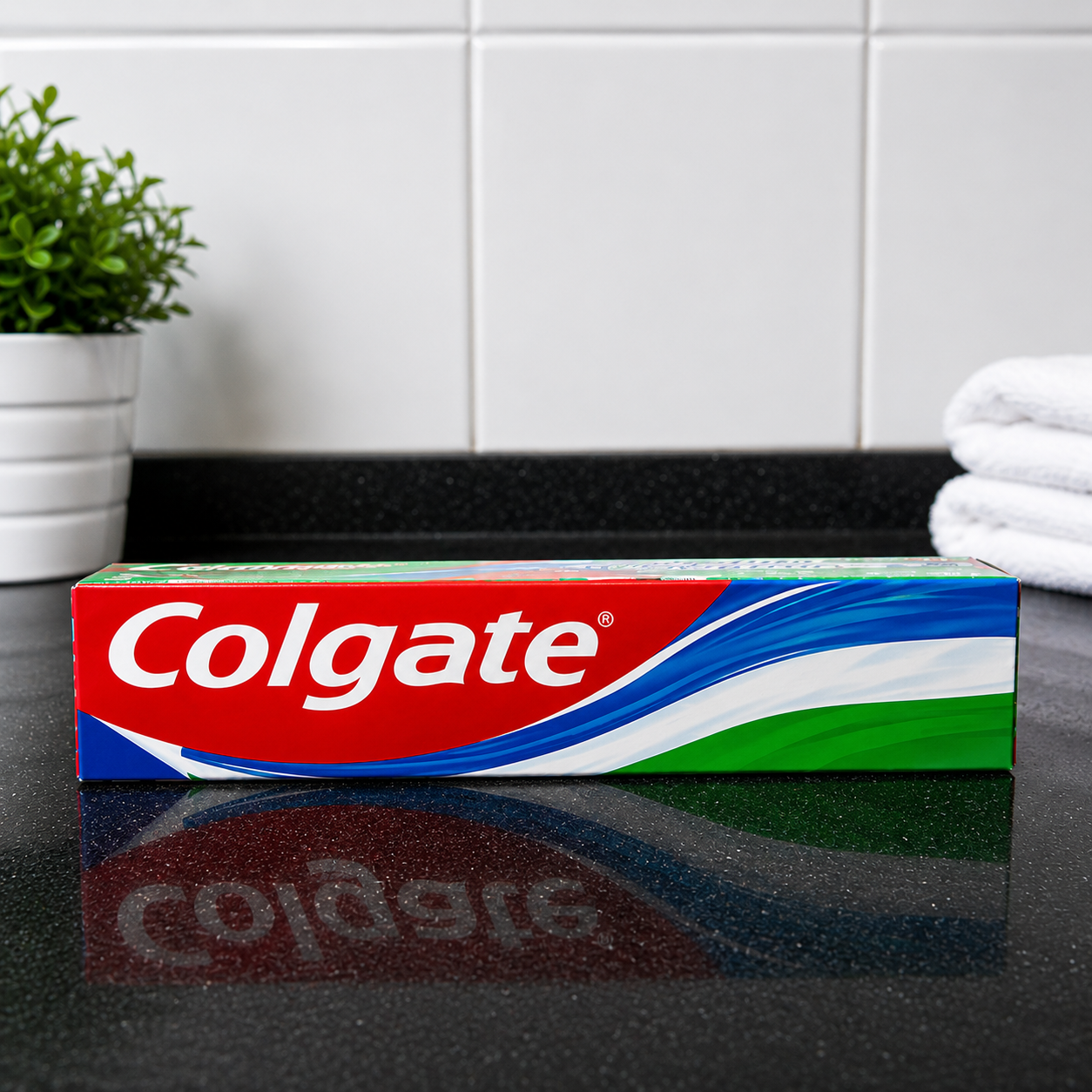Colgate Triple Acción 75 ml – Frescura y Protección Diaria