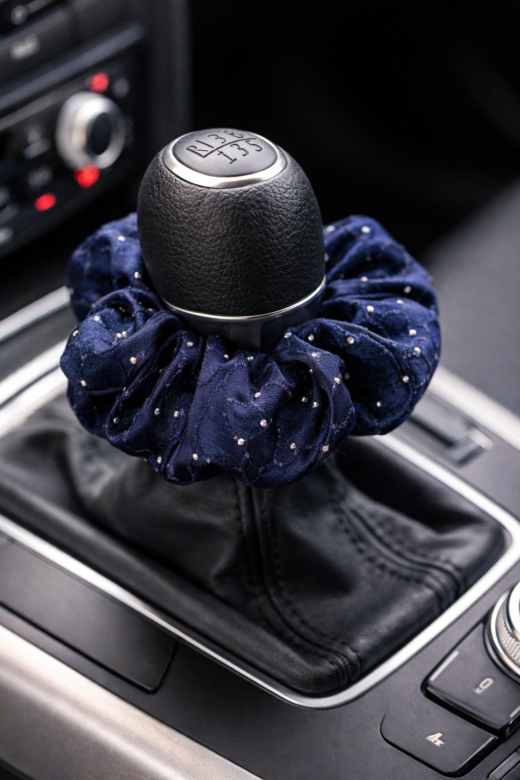 Scrunchie Satin Navy Shine
