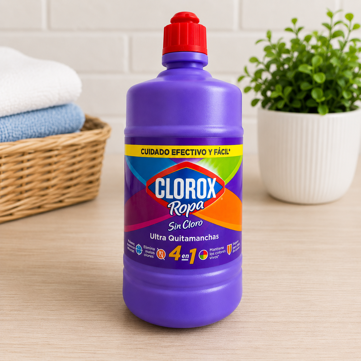 Clorox Ropa Sin Cloro Ultra Quitamanchas 4 en 1 | Protector de Colores 950 ml